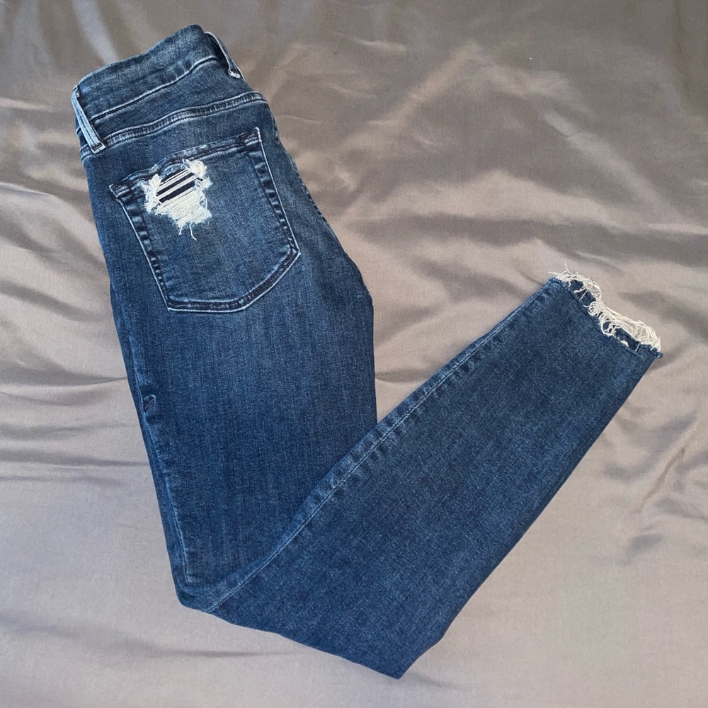 GOOD AMERICAN good legs crop raw hem